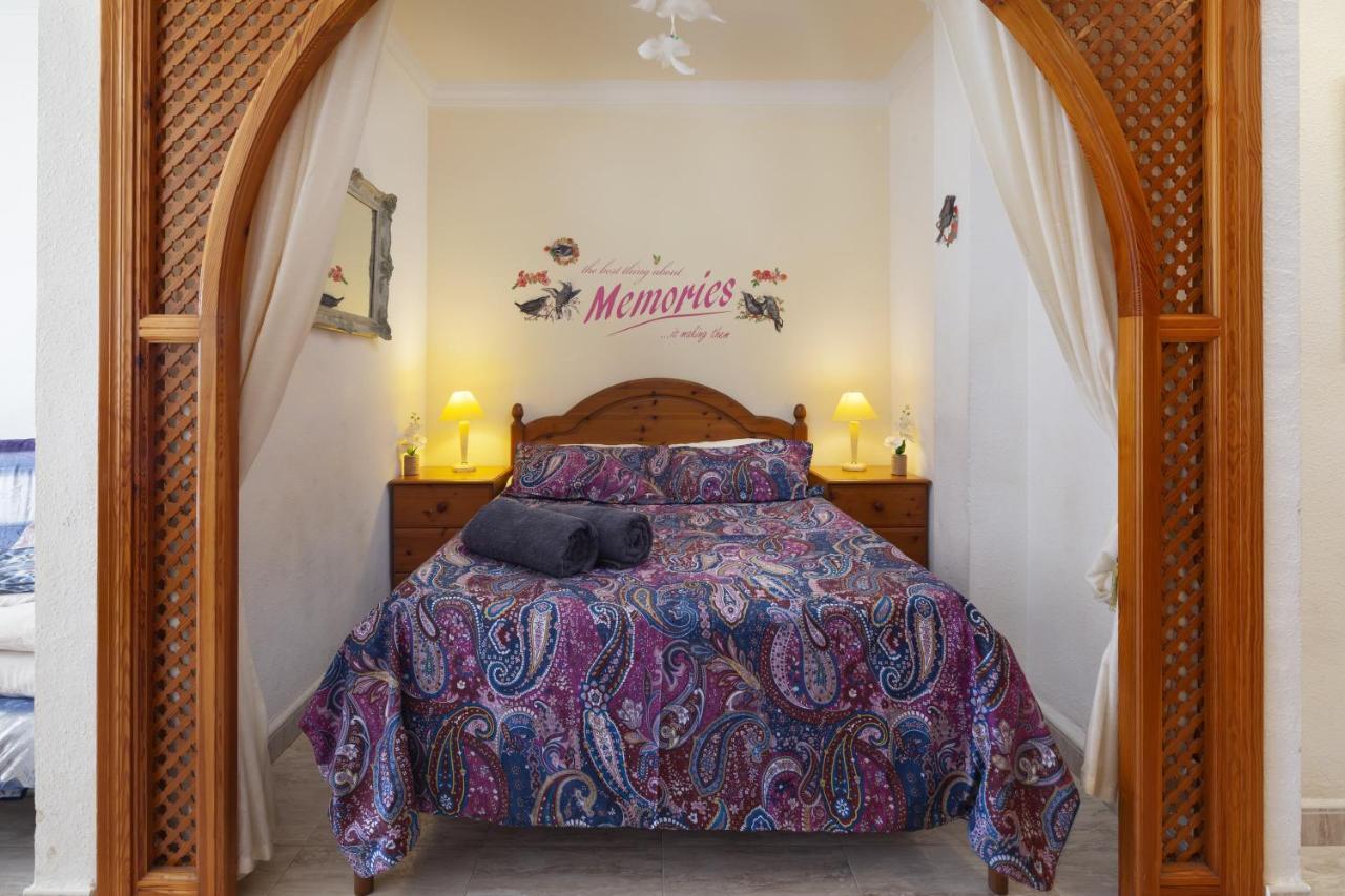 Beachfront Bungalow Torrox Exterior foto