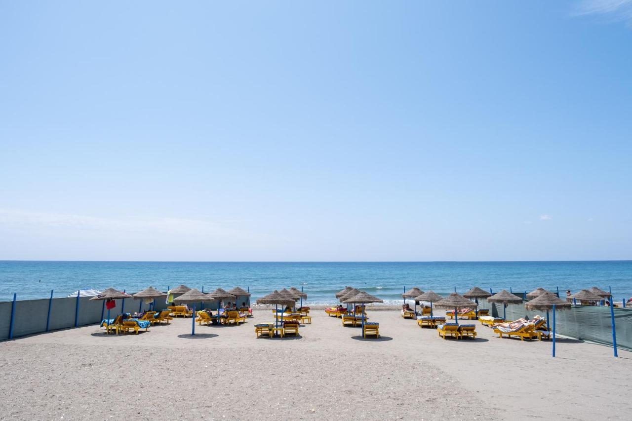 Beachfront Bungalow Torrox Exterior foto